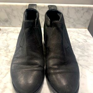 Eileen Fisher leather booties size 7